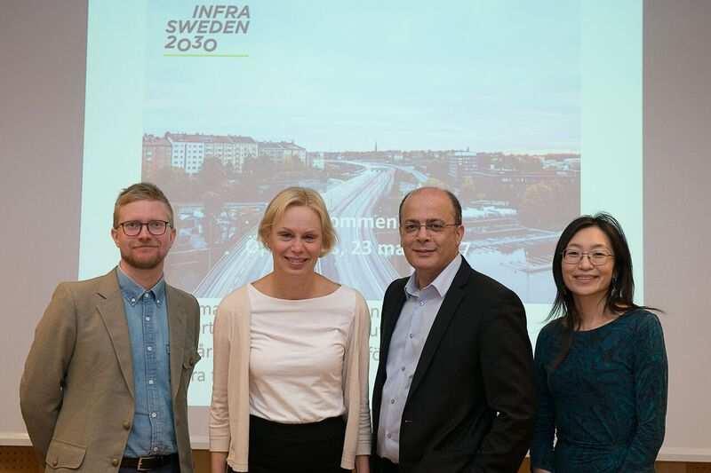 InfraSweden2030 2 nya utlysningar per år under upp till 12 år första fasen = 130 MSEK (Vinnova <50%) Upp till 15 MSEK/projekt 1-3 års tid 2016 Tillståndsbedömning och underhåll Ökad
