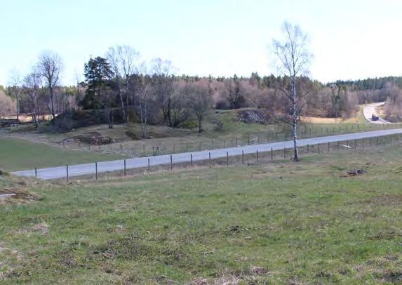 Balingsta GLADÖ - SUNDBY - UPPSALA SOCKENVÄGEN Omgivningen kring Gladö präglas av ett öppet småbrutet odlingslandskap inramat av skogsklädda höjder med långvarig bebyggelsekontinuitet vars