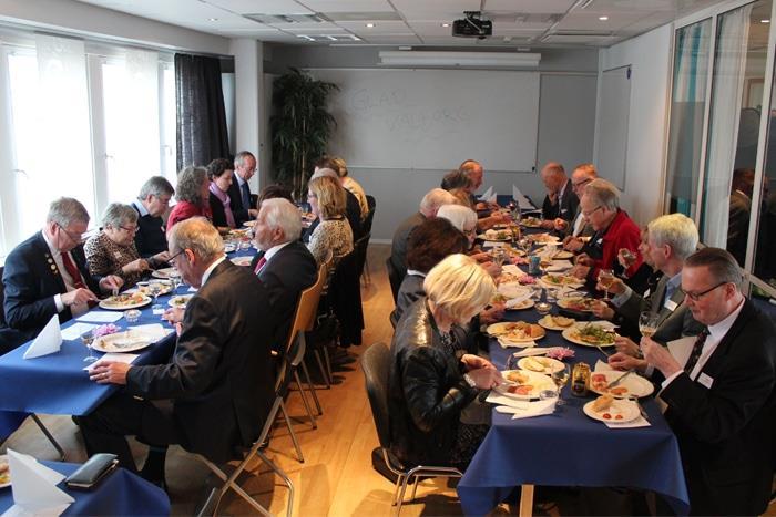Aktiviteter våren 2016 forts. Lunch. Ek. Dr. Malin Sundström.