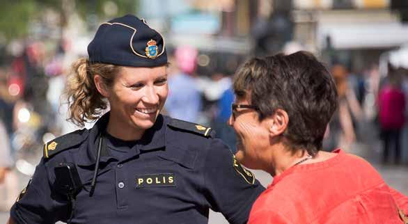 JOBBET Det går att lösa många situationer genom att vara trygg och lugn. Christian Eldstaf, områdespolis Förebild från förorten Kan jag, en kille från Irak som bara är 1.