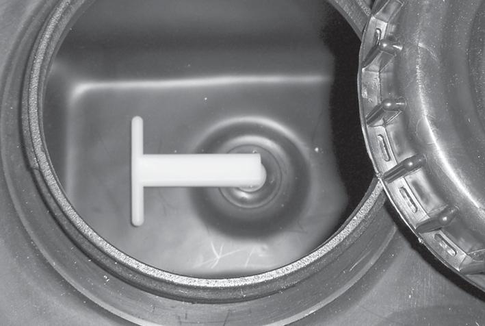 Handhavande Vatten-/Avloppsystem ANVÄNDA VATTENKRANAR 1 Se till att vattenpumpen är aktiverad på manöverpanelen. Symbolen för vattenpump ska vara synlig.