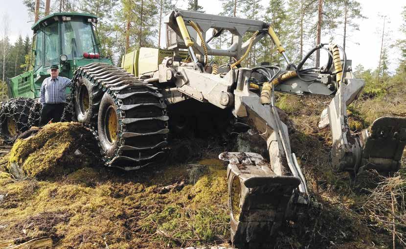 13 Både områdets skogsägare och entreprenör Göran Strömberg har varit nöjda med Bracke M25.