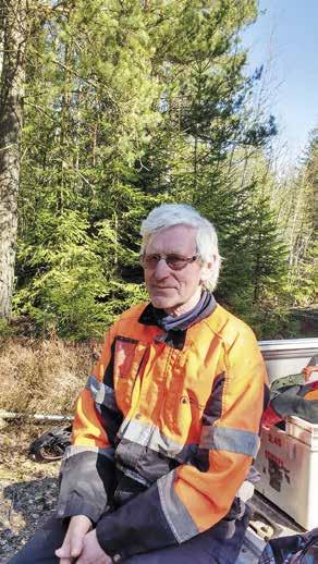 7 Text: Torolf Finnbäck Veijo Korkalainen blir pensionär I början på sjuttiotalet kom Veijo till Sköldvik på arbete. År 1973 var det arbetskonflikt på rederiet.