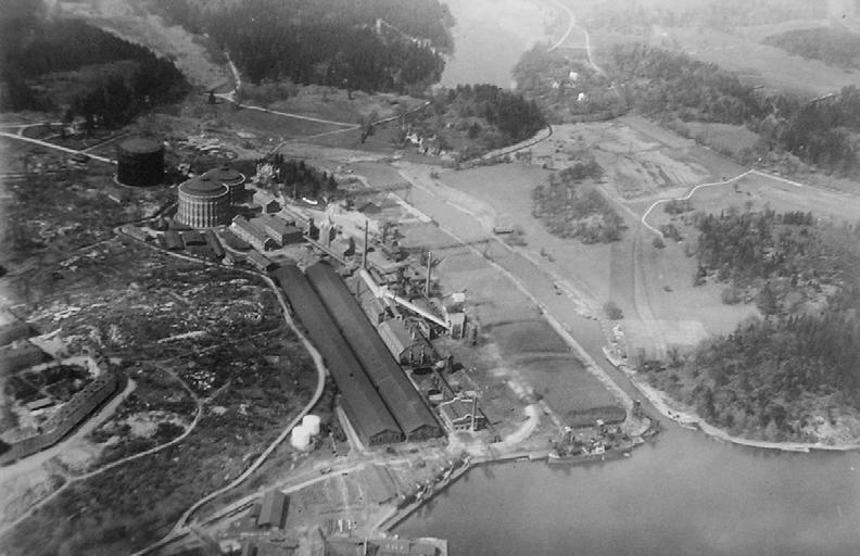 Områdets ursprungligen ordnade karaktär ändras till förmån för ett allt mer vildvuxet uttryck. Den första kammarugnen system IV innebär ett tekniksprång.