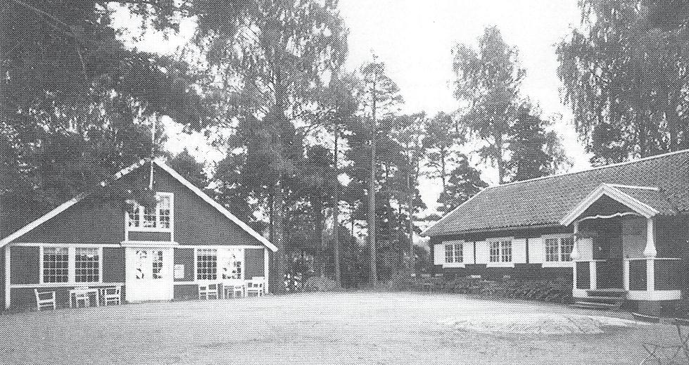 HASSELBACKENS SOMMARHEM, BORÅS Hasselbackens sommarhem på Östermalm i Borås Läge: Borås kommun, Hasselbacken inom stadsdelen Östermalm i Borås.