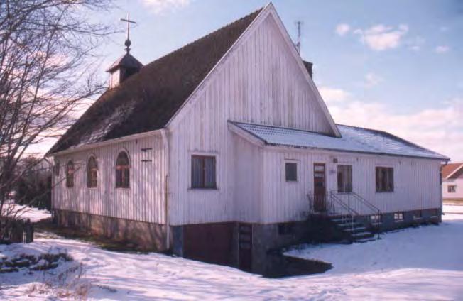 Från norr Byggnadens historia: På samma plats som den nuvarande missionskyrkan låg tidigare ett äldre missionshus,