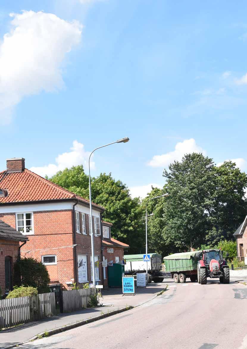 D Reslvs kyrkklocka kom i fiendehand Dramatik i Tbelund Notiser ur Min farfars mors anor ldre uttryck fr antal, mtt och vikt Dikt Gammalt piltrd slkter i Asmundtorp och Gryby Mtesplatsen vid Tvedr Beck-Hoffuet Dikt Onsj Frn den julianska till den gregorianska tiderkningen stra Karaby kyrka och Folklivsforskare - Eslv - Hr - Eslv - Hr Slkt