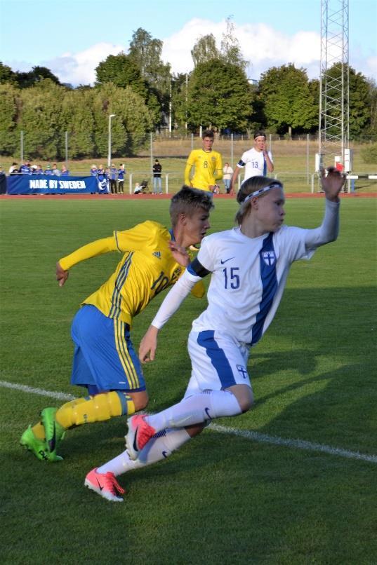 Futsal Herrar division 2 Uppland Palestinska FF kvalspelade till division 1 Futsal. I kvalet fick man se sig besegrade av IFK Aspudden Tellus som vann med 9 7.