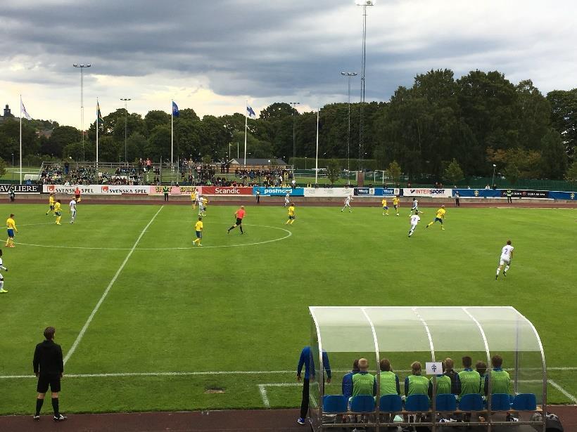 Upplands Fotbollförbunds Förtjänstplakett i silver.