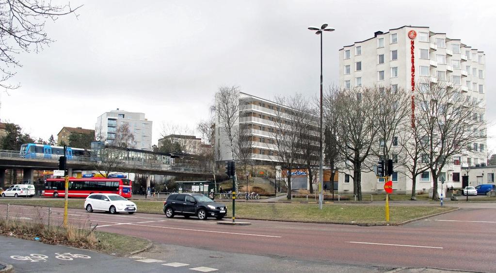 Sida 19 (34) kuperade terrängen vilket skapat ett parti som på kvällstid och under natten känns otryggt.