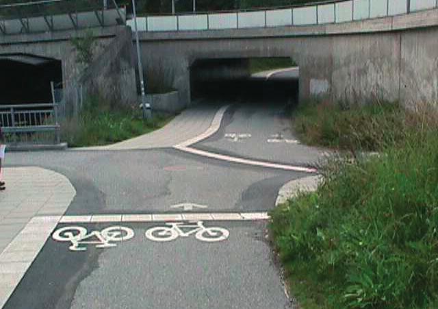 1 FÖRBÄTTRINGAR FÖR YTTERSTADENS CYKELTRAFIK Ökad säkerhet på sträcka och i korsningar Säkerheten för cyklister ökas genom åtgärder både på sträcka och i korsningar.
