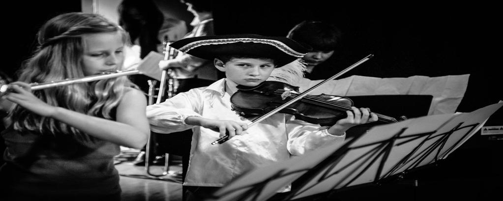 Venedig har spelat en viktig roll i historien om klassisk musik och opera musik, och är bland annat födelseplatsen för Antonio Vivaldi.