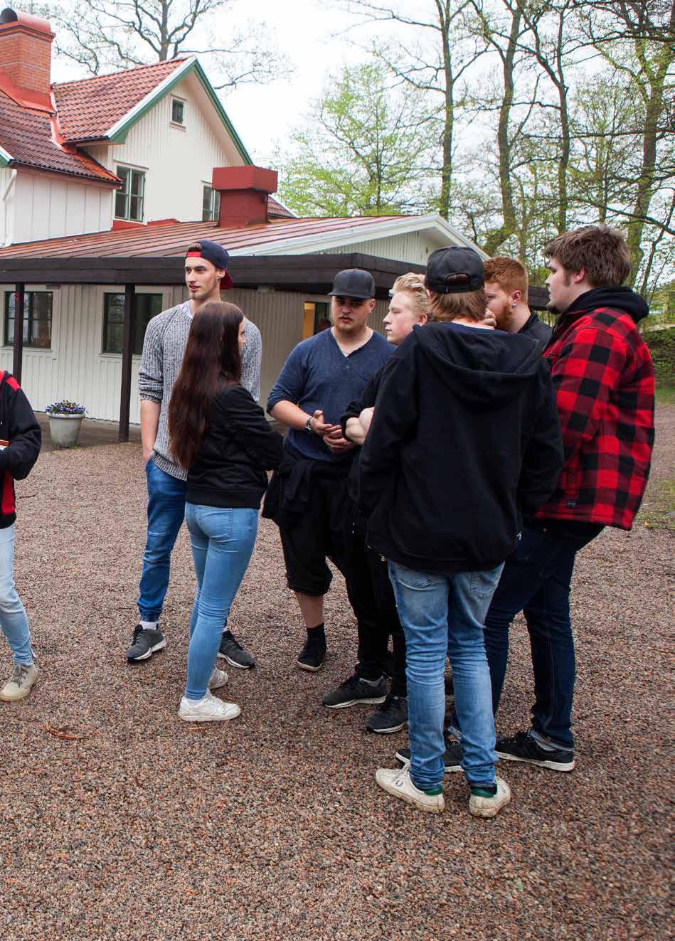 stapel av kolved stapel av kolved