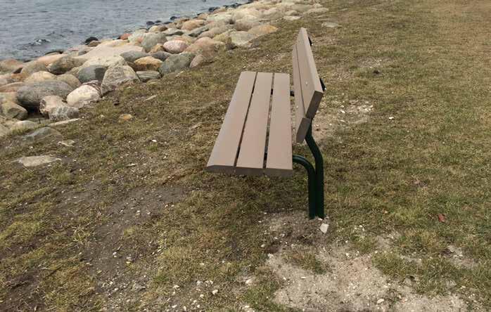 WPC komposit- GP7144 Bredd: 20 x 161,5 mm Finns i grå, svart, ipé, walnut och