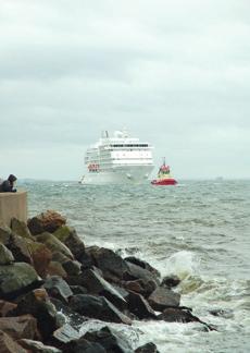 Seven Seas Cruises till Skåneterminalen. Två av fartygen under säsongen var förstagångsanlöp eller så kallade maidencalls.