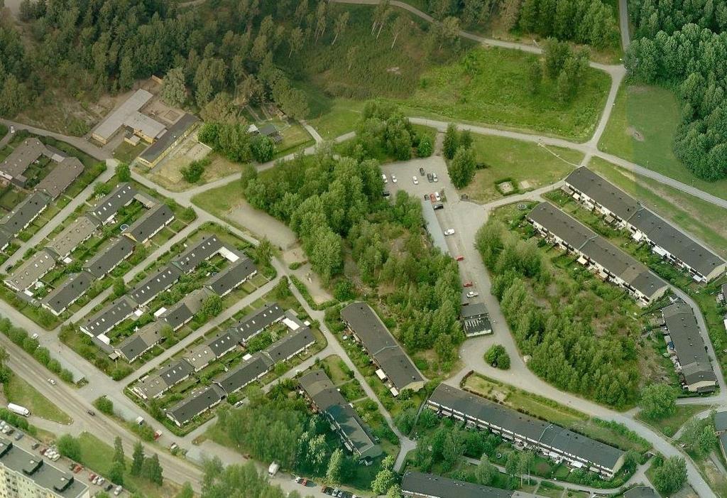 PLANDATA Lägesbestämning Planområdet är beläget i Bollmora, vid Akvarievägen, cirka 500 meter från Tyresö centrum.