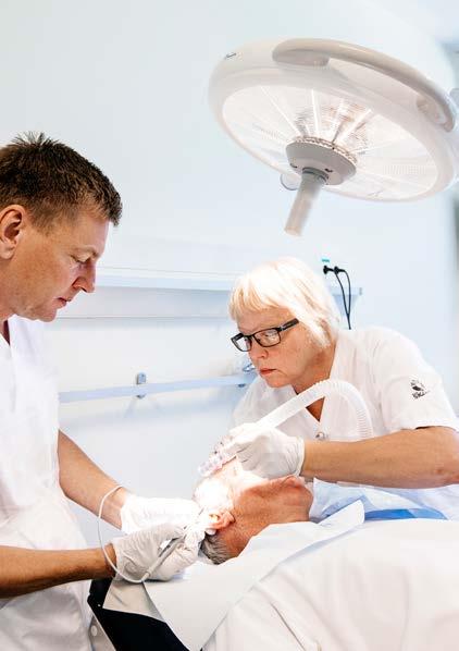 Bemötande Patienten fick rådet på primärakuten att söka till kirurgakuten om hon inte blev bättre.