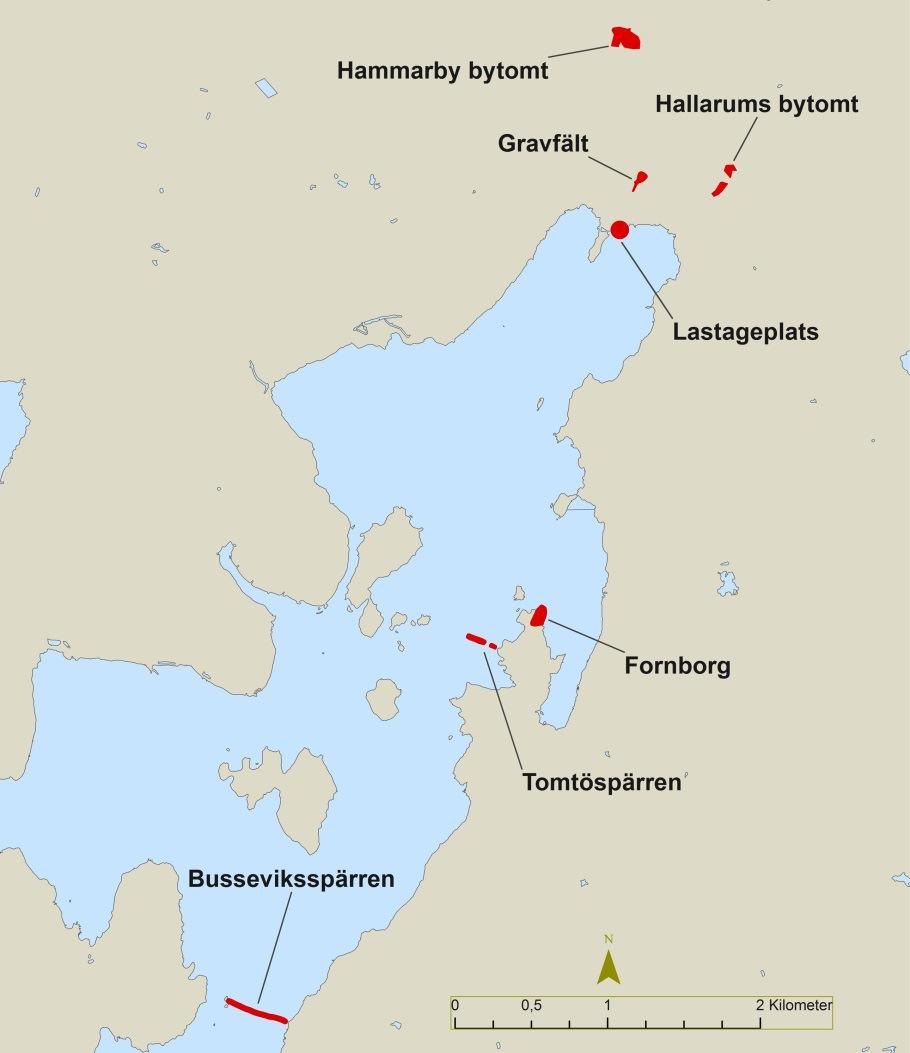 av stenvallar. Borgen har av Atterman tolkats som replipunkt till farledsspärren utanför och antas därmed vara samtida med denna.