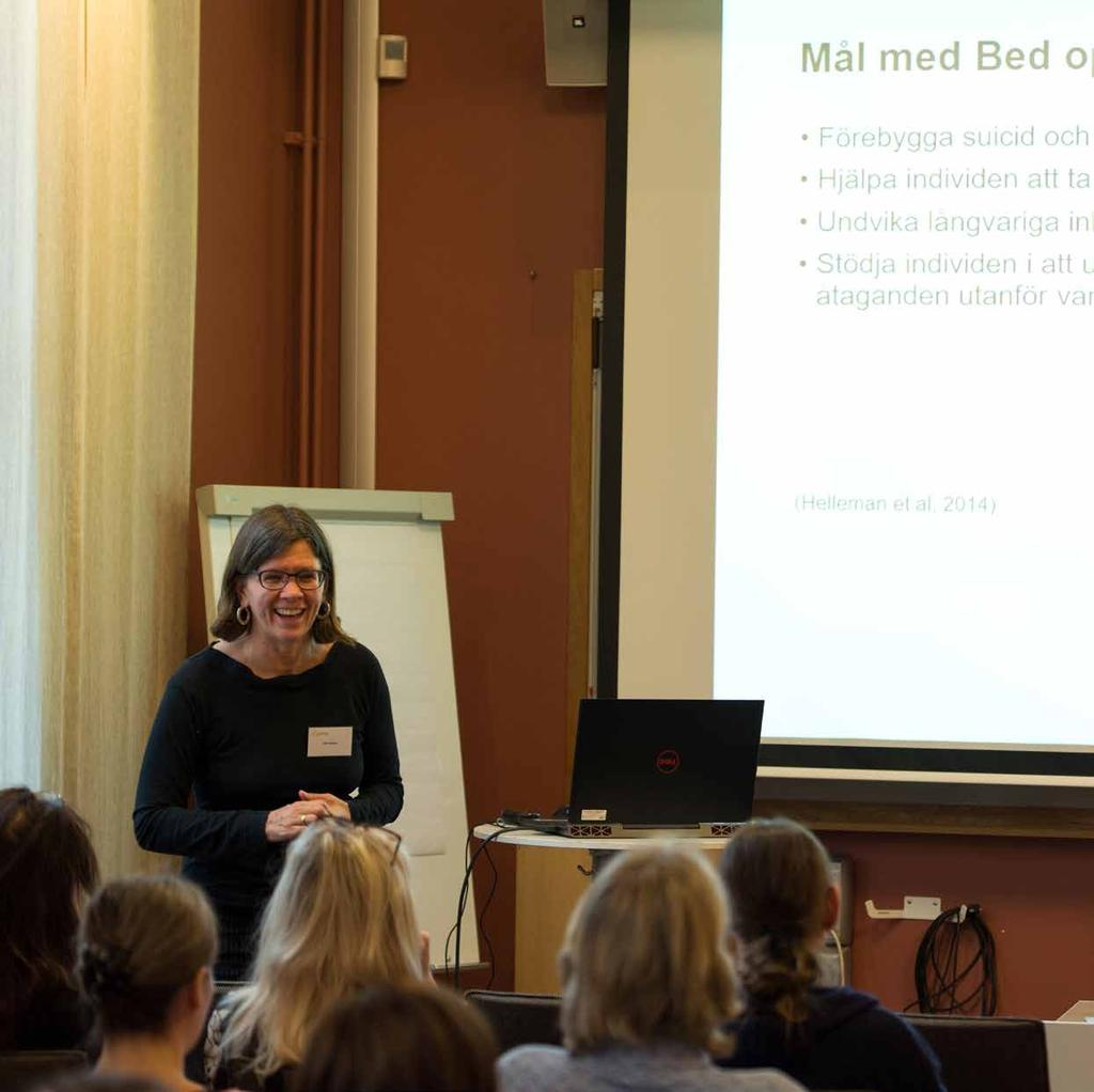 SEMINARIUM: SOFIE WESTLING Brukarstyrd inläggning Sofie Westling berättade i sitt seminarium om brukarstyrd inläggning, en metod som kan beskrivas som ett skifte mot ett ökat patientinflytande och