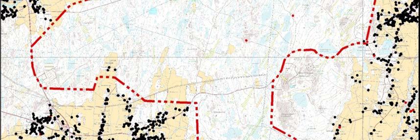 Servicenäringarna sysselsätter cirka 65 procent och industrin cirka 20 procent av den yrkesverksamma befolkningen (Kristinestad 2014).