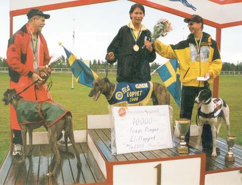 pycat 32.88 Hot Pepsi 32.90 Nualas Star 33.09 We Keep Her 33.41 Rave Ruby 33.43. Breeders Oaks-finalen avhölls den 7/10. Då avgjordes också Örebros klassiker Mellansv ellansvenska enska Trofén ofén.