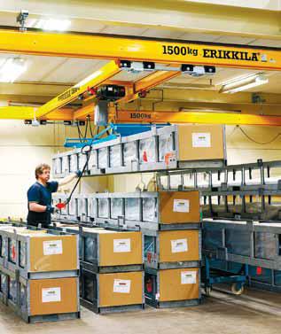 Its coverage is extensive and swinging of the load is minimized as the loaded push trolley centralises itself automatically to the right lifting position.
