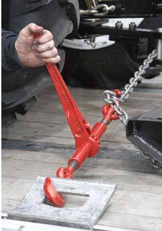 Robust konstruktion med hög kvalité Individuellt testade För kortlänkad kätting av minst klass 8 Grab Hooks with safety latch Forged construction Short