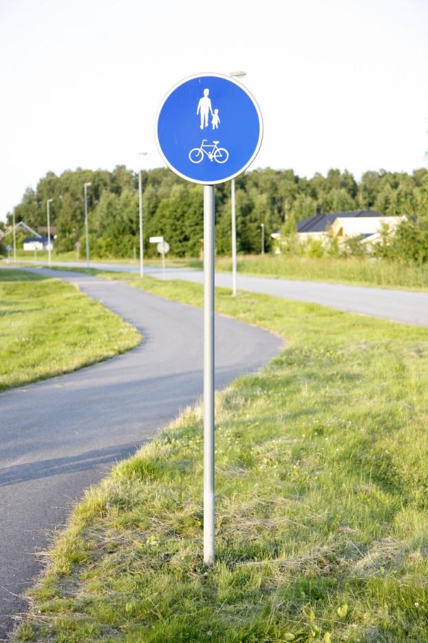 5.4 Inriktningsmål Förbättrade kommunikationer och infrastruktur Delas till: Kommunstyrelsen och Samhällsbyggnadsnämnden För en pendlingskommun som Tjörn är kommunikationer och infrastruktur viktiga