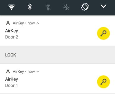 Svep ned från ovankanten av displayen för att visa meddelanden gällande de AirKey-enheter som kan aktiveras. Klicka på Lås vid den enhet som ska aktiveras.