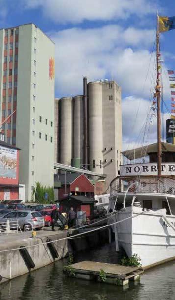 Norrtälje stad har idag ca 19 000 invånare och är en av de få riktigt genuina stadskärnorna i regionen.