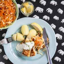 Den rostade sötpotatisen med grönkål och hasselnötter med god korv passar perfekt i vintermörkret precis som köttfärsbiffar med ugnsrostade rotfrukter och dijonsås.