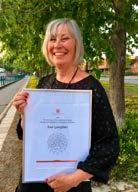 Svenska Samernas Riksförbunds hederspris 2018 Ewa Ljungdahl tilldelas SSR:s hederspris 2018 för hennes långvariga och intensiva engagemang för inventering och dokumentation av samiska kulturmiljöer i