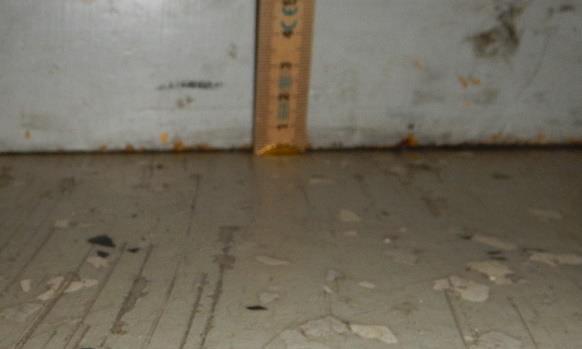 Då krävs det att de dörrar som tar i klinkers måste åtgärdas vilket kommer att kosta mycket extra pengar. Vissa dörrar kan då behövas att bytas ut.