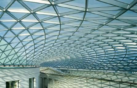 Referensbild för fasadsystem. British Museum, London. Återmontage ska ske i samråd med Stadsmuseet för att de restriktioner som finns på grund av K-märkningen ska följas.