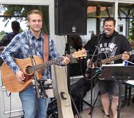 Söderslättsdagen avslutades med ett Garden Party med god mat