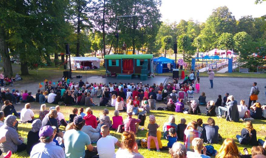 Cirkusslottet Varje dag under Cirkusfestivalen håller Cirkusverkstaden öppet och bjuder på olika inslag, som skapande, läsning, gymnastik och cirkusskola.