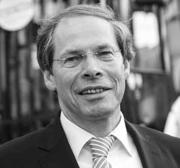 ZX140W-6 Zaxis-6 hjulgrävare har utvecklats specifikt för den europeiska marknaden Burkhard Janssen, General Manager Product Management & Engineering, Hitachi Construction Machinery (Europe) NV