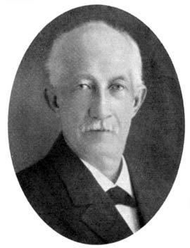 5 Oskar Fredrik Lundquist 1858-07-05? Verkställande direktör för A B Nyheternas Tryckeri i Umeå. Läroverksadj. 1890-1923. Fl. ggr. Chef f. Platstidningen 1895-1923. Led av drätselkammaren 1891-1907 m.