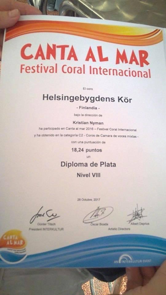 På lördagen hann vi lyssna på andra körer i Calella, shoppa, simma innan det var dags att gå till prisutdelningsceremonin!
