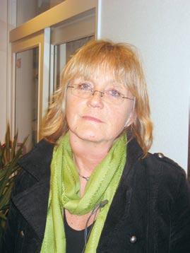 mearbetare. Målgruppen för teamet är ungdomar 13-21 år och deras familjer. Resursteamet bedriver psykosocial behandling i det egna hemmet eller i träningslägenheter.