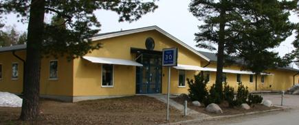 Byggnad: Ungdomstorget, Friggagatan, Katrineholm Ägare: KIAB 2. Är skrivare placerade så att de kan användas För deltagare kan Åtgärdas vid behov. av rullstolsburna? anpassning göras. 7.