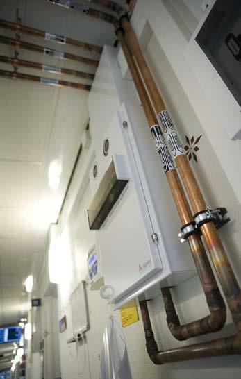 Driftsystemen övervakas och styrs från en driftcentral som är hjärnan i systemet. Hjärtat av systemet ligger i den tekniska försörjningen.