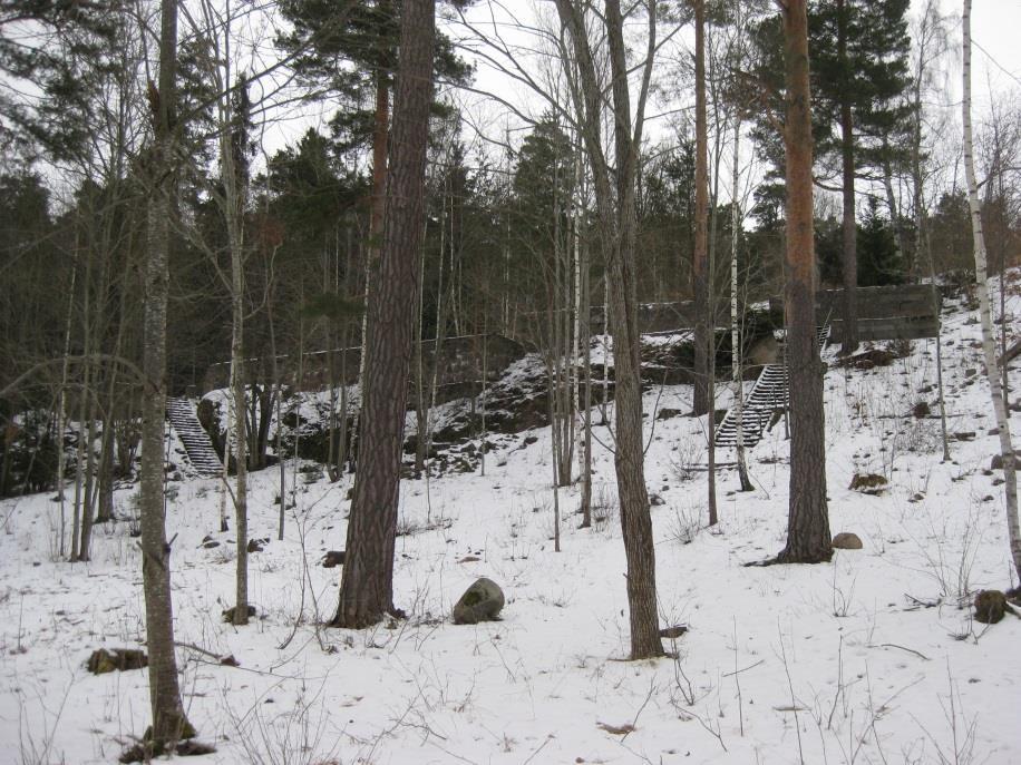 (Bild 3) sommarstugeterrasser vid Vårgård.