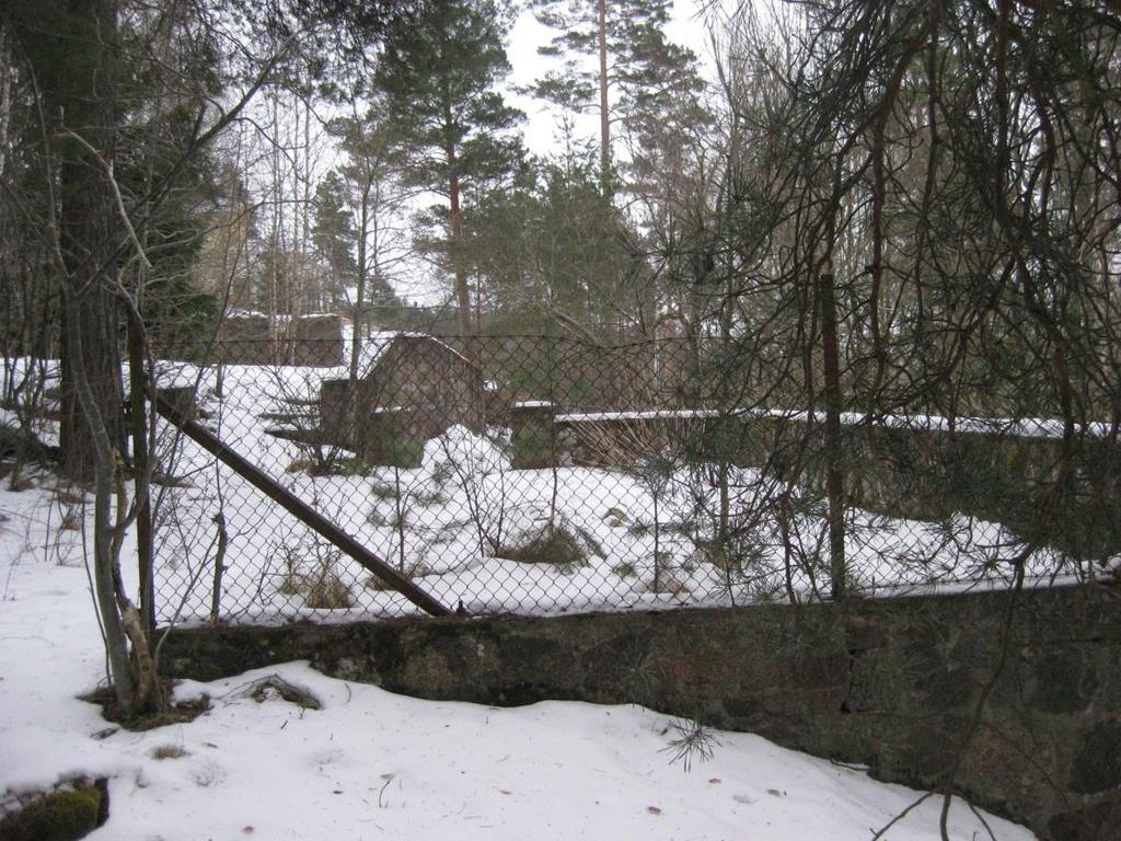 Foto: Joakim Johansson, 2011 Efter att jag, imponerad av omfattningen, klivit omkring