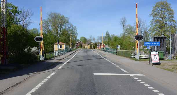 Trafikanterna ges inga förutsättnignar att se något av bärverket utan istället är det