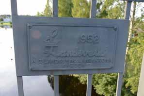 17-100-1 Bro över Sunnesundet i Sunne Svängbron inne i Sunne stod klar 1952 och levererades av den anrika firman Landsverk i Landskrona.
