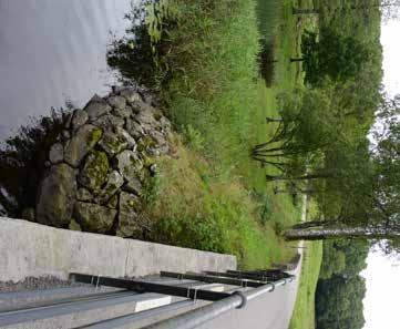 Bron som byggdes 1896 är välgjord och de elegant rundbågeformade valven har en stor spänst, vilket understryks av valvmarkeringarna i murverket.