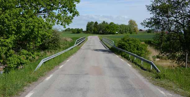Undersidan av valvet har försetts med nubbstensbeklädnad som skydd mot