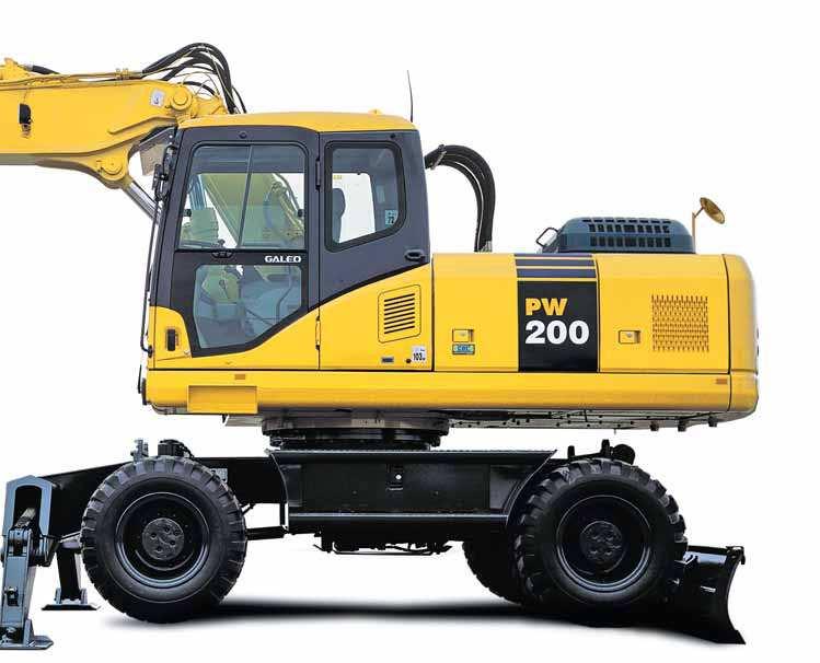MOTORSTYRKA 134 kw / 182 Hk SpaceCab Trycksatt förarhytt med klimatanläggning som standard Låg ljudnivå Minimal vibration då hytten är monterad på vibrationsdämpare Hytten flyttad framåt för bättre