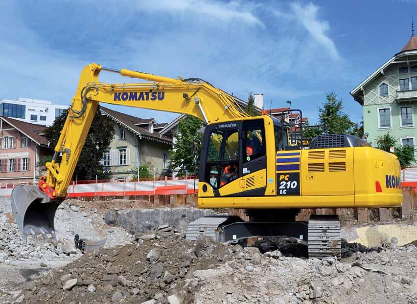 PC 210 Hydraulisk grävmaskin PC210/LC-10 MOTORSTYRKA 123 kw / 167 Hk @ 2.